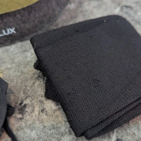 Starlux Airlines Travel Amenity Kits Felt Pouch NWT (Sealed) - Picture 4 of 10